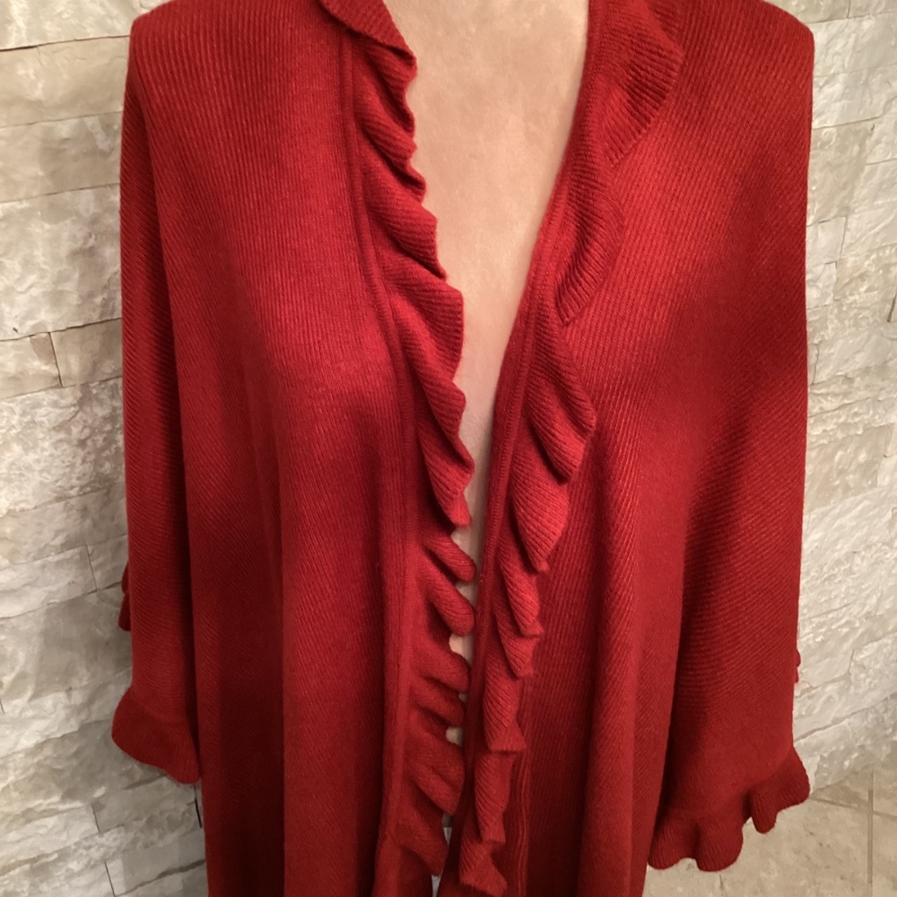 April Marin Ruffle Poncho/Shawl - Picture 2 of 6